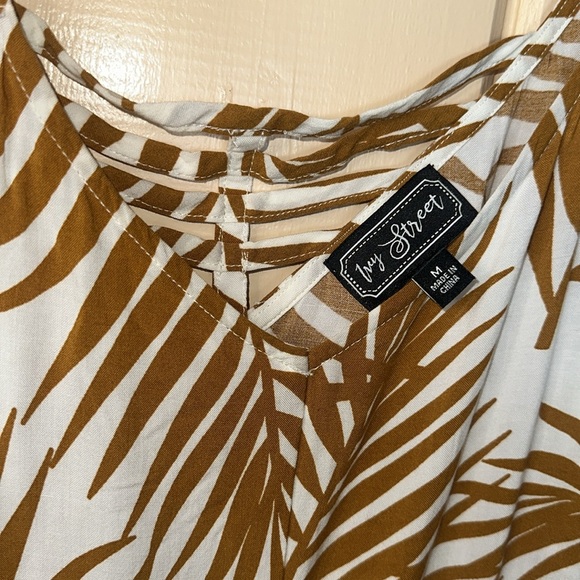 Ivy Street Women’s Jumpsuit - Picture 4 of 6